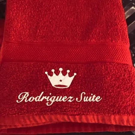 Buze Rodriguez Feriehus *