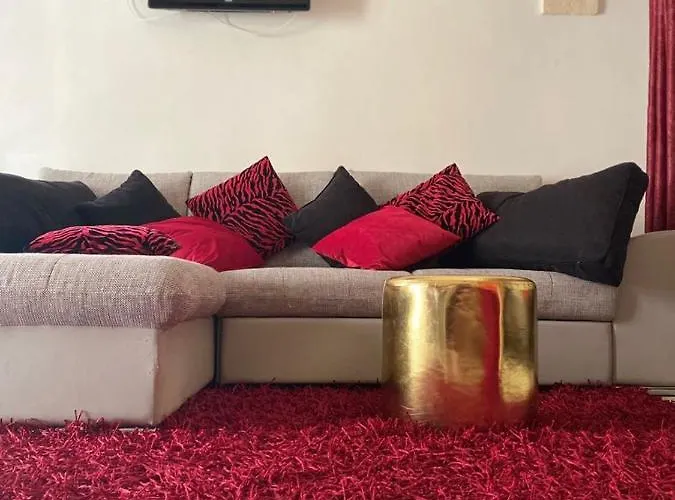 Buze Rodriguez 펜션 오스투니